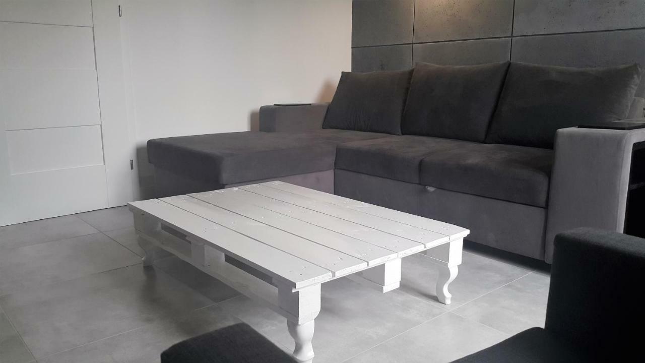 4 Apartment