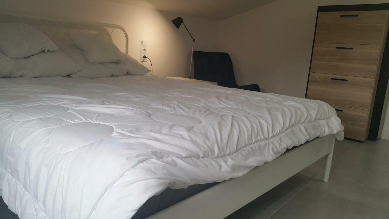 Apartment 4